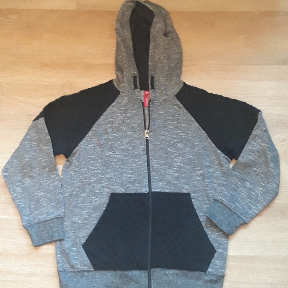 Arizona Jean Co. Boy's Gray Quilted Hoodie Sweatshirt - Size 10/12 Medium - Picture 7 of 9